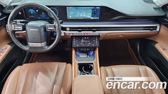 Hyundai Grandeur — interior