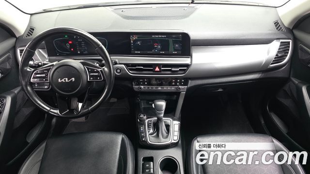 Kia Seltos — interior