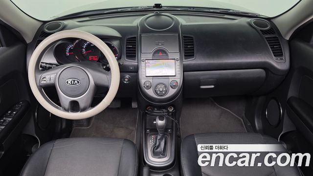 Kia Soul — interior