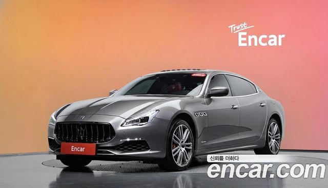 Maserati Quattroporte
