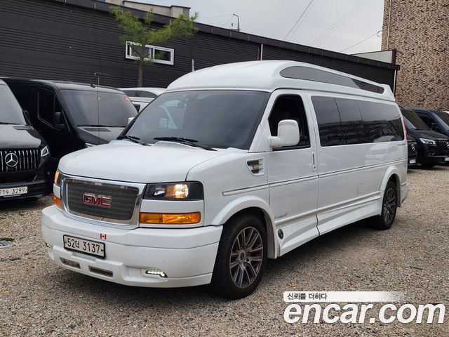 GMC Savana