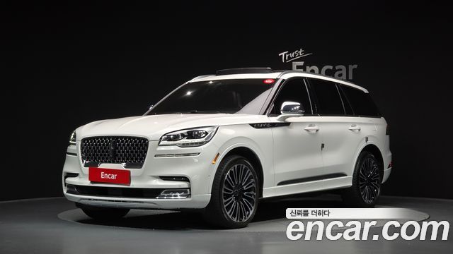 Lincoln Aviator