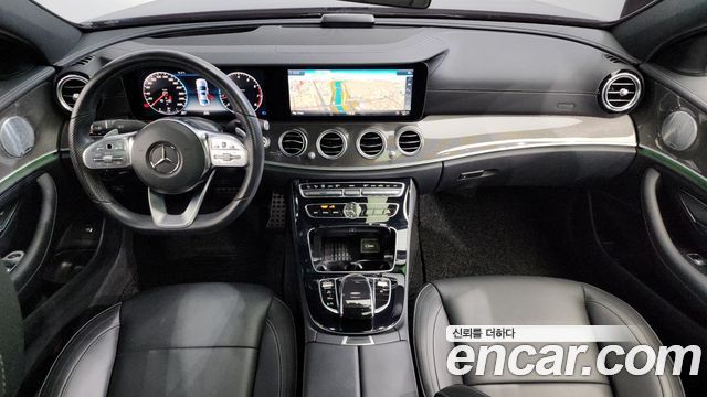 Mercedes-Benz E-Class — interior