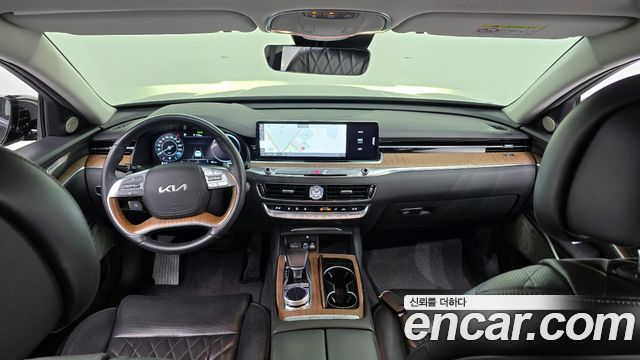 Kia K9 — interior