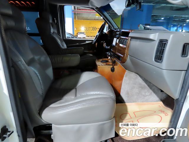 Chevrolet Express Van — interior