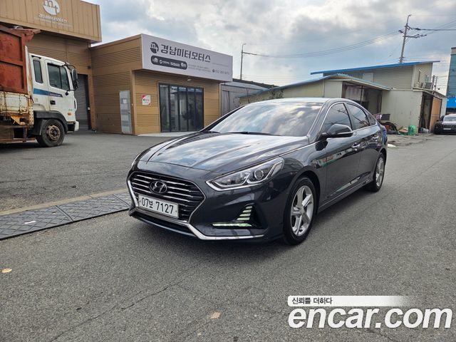 Hyundai Sonata — exterior