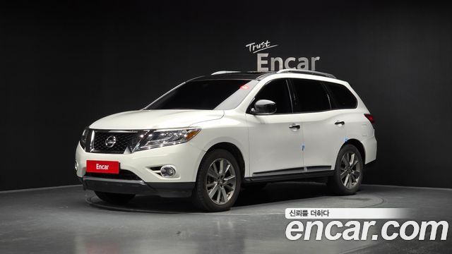 Nissan Pathfinder — exterior
