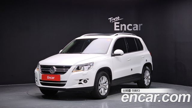 Volkswagen Tiguan — exterior