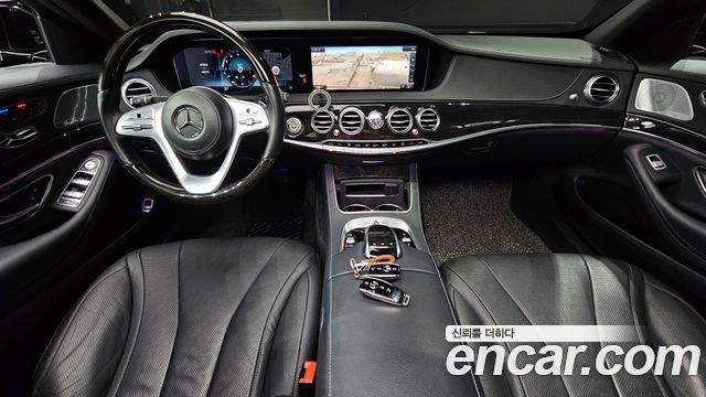 Mercedes-Benz S-Class — interior