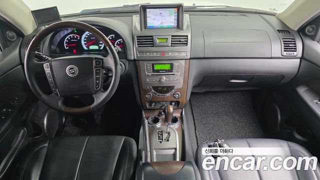 KG Mobility Rexton — interior