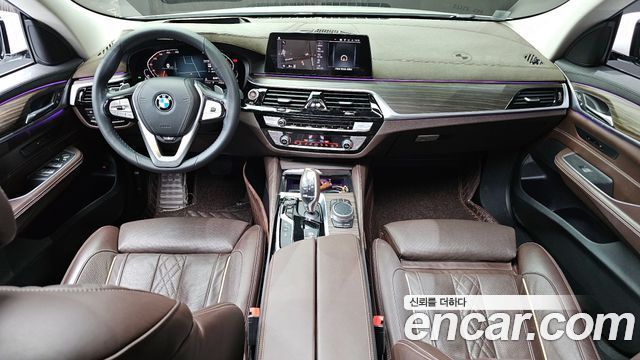 BMW Gran Turismo GT — interior