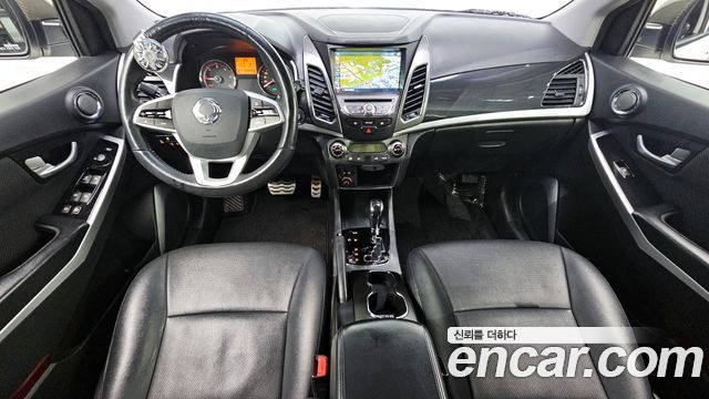 KG Mobility Korando — interior