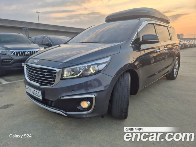 Kia Carnival — exterior