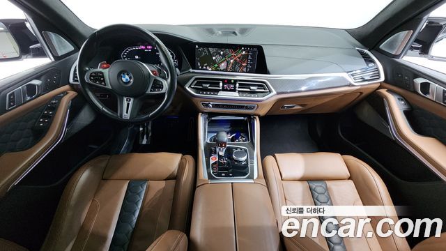 BMW X5M — interior