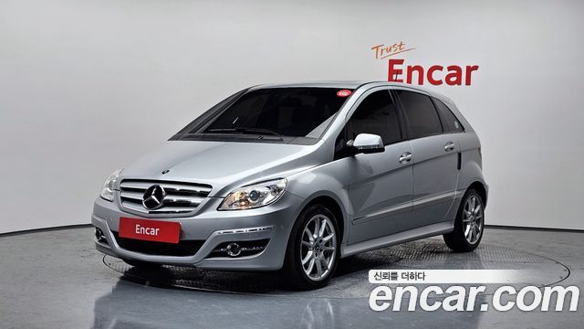 Mercedes-Benz B-Class — exterior