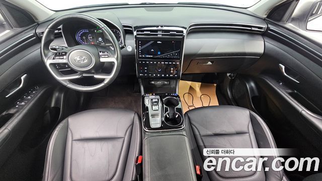 Hyundai Tucson — interior