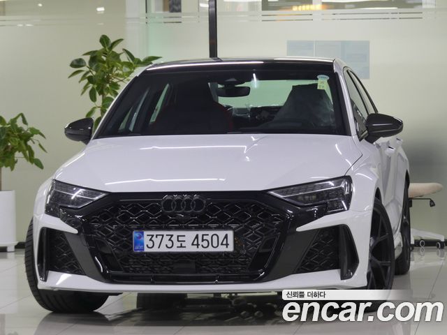 Audi RS3 — exterior