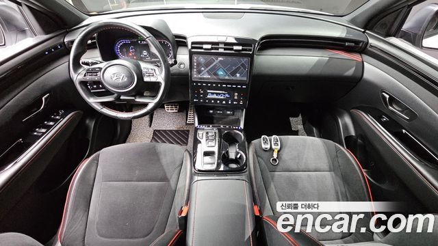 Hyundai Tucson — interior