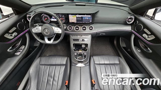 Mercedes-Benz E-Class — interior