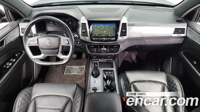 KG Mobility Rexton — interior