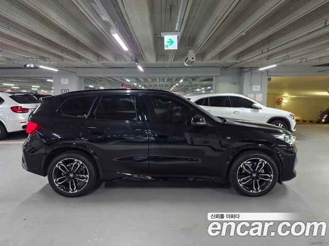 BMW X1 — interior