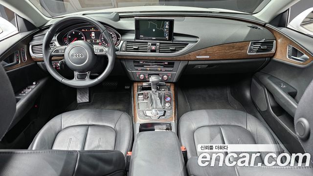Audi A7 — interior