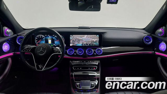 Mercedes-Benz E-Class — interior