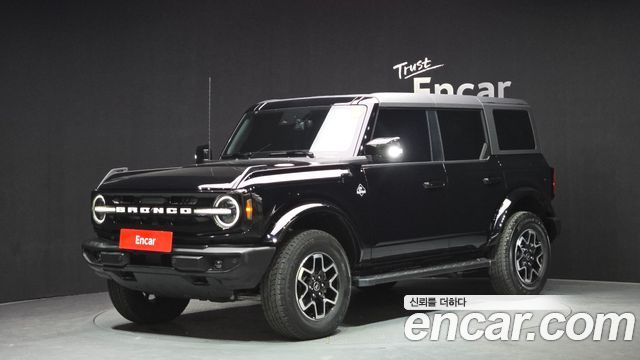 Ford Bronco — exterior