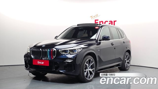 BMW X5 — interior