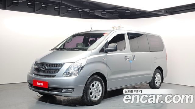 Hyundai Starex — exterior