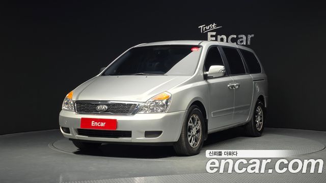 Kia Carnival — exterior