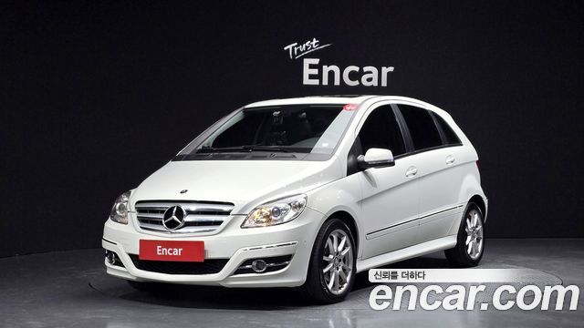 Mercedes-Benz B-Class — exterior