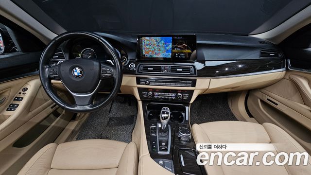 BMW 5 Series — interior