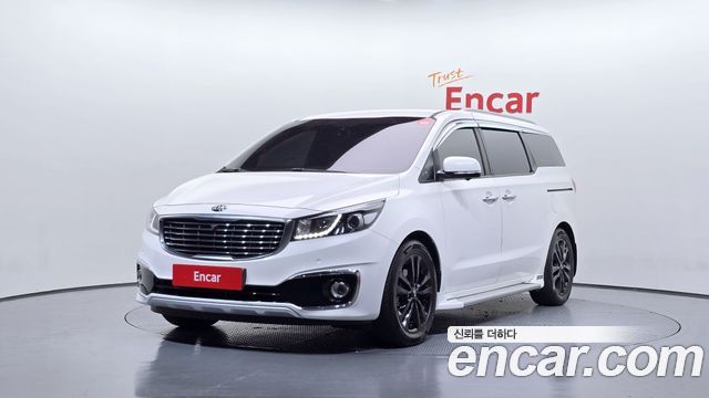 Kia Carnival — exterior
