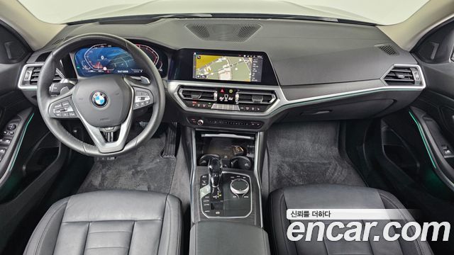 BMW 3 Series — interior