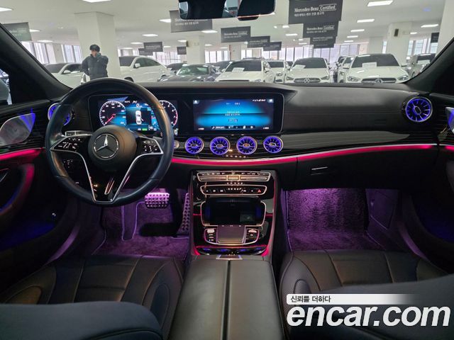 Mercedes-Benz CLS-Class — interior