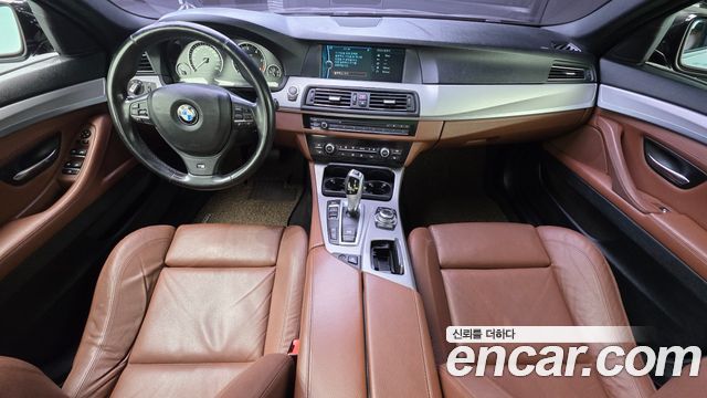 BMW 5 Series — interior