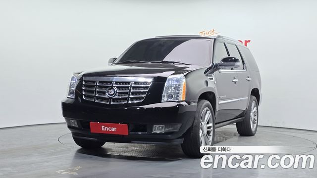 Cadillac Escalade — exterior