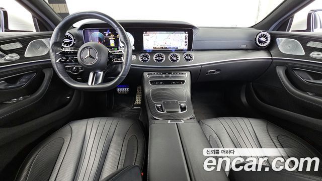 Mercedes-Benz CLS-Class — interior