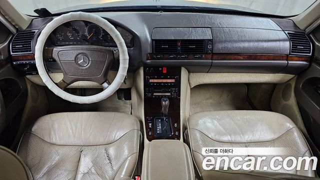 Mercedes-Benz S-Class — interior