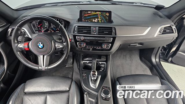 BMW M2 — interior
