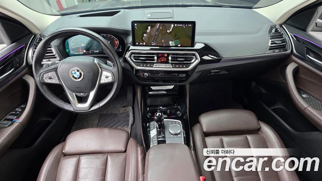 BMW X4 — interior