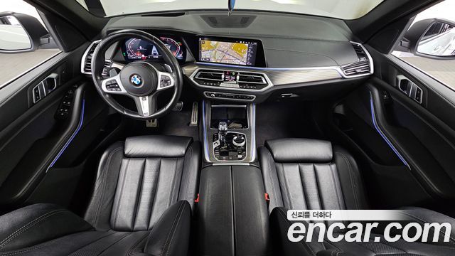 BMW X5 — interior