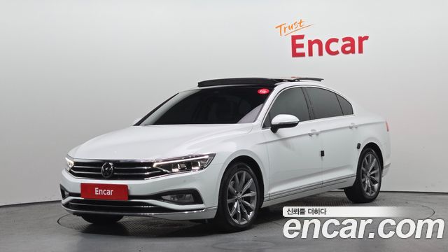 Volkswagen Passat — exterior
