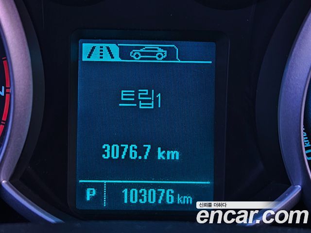 Chevrolet Korea Cruze — interior