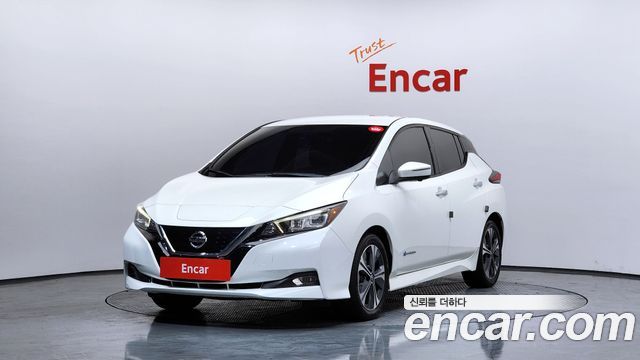 Nissan Leaf — exterior