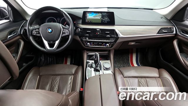 BMW 5 Series — interior