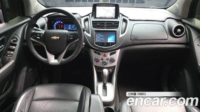 Chevrolet Korea Trax — interior