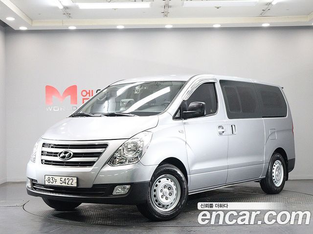 Hyundai Starex