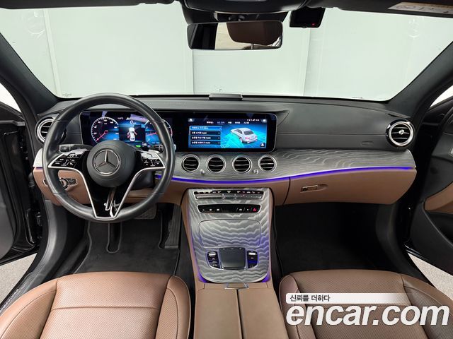 Mercedes-Benz E-Class — interior